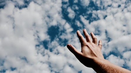 hands-2569034_960_720