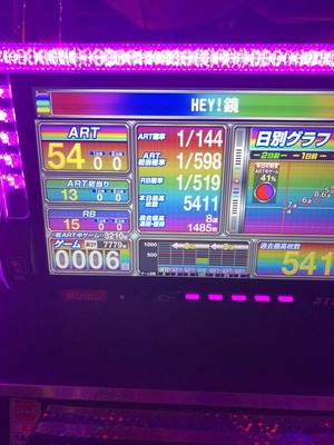 L2MjfXM