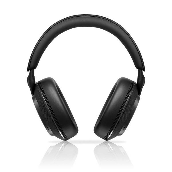 イヤホンつけて台の音量爆音マン←この行動が全く分からないと話題に