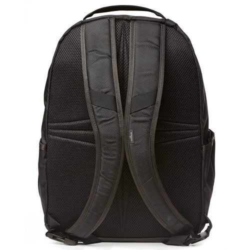 27-01-2014_stoneisland_backpack_black2