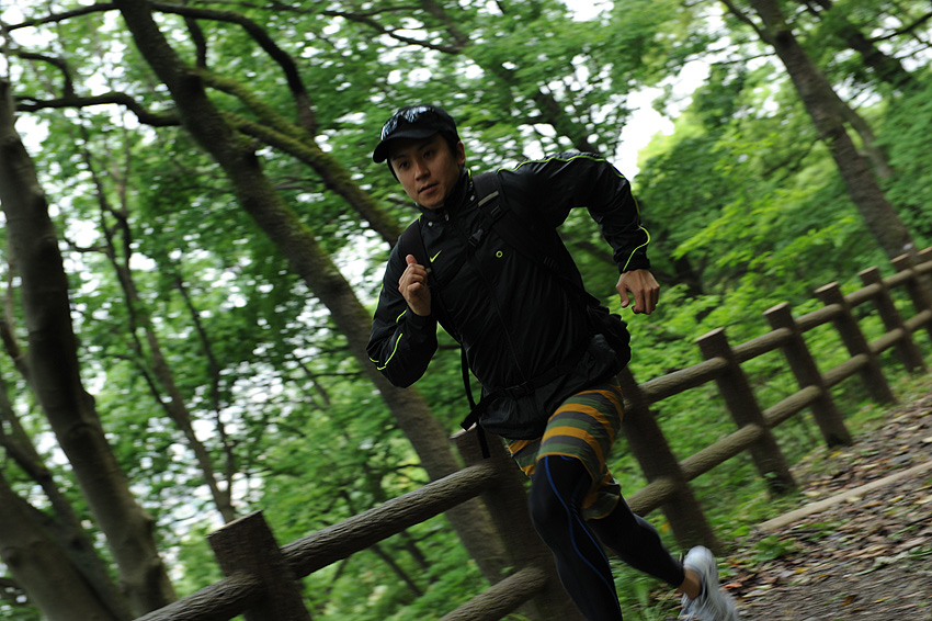 FIXFITオフィシャルブログ トレッキング ファッション ランニングウェア 激安 ジョギングウエア サポートタイツ 登山 比較