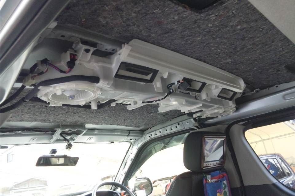 注目ショップ・ブランドのギフト ハイエース ルーフヘッドライニング