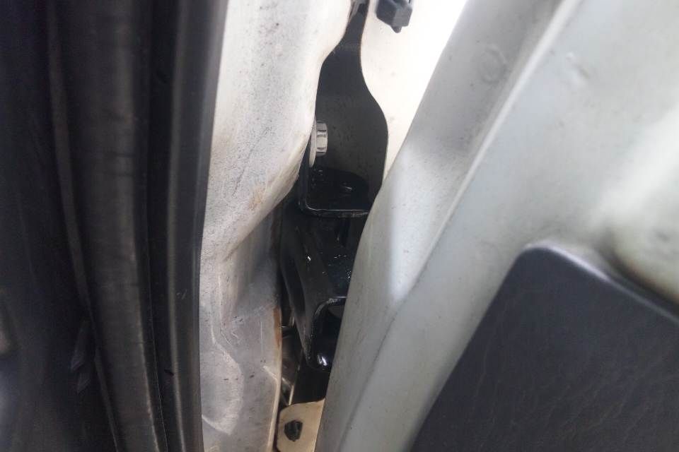 ヒンジ ハイゼット 運転席ドア フジオート常務の日常