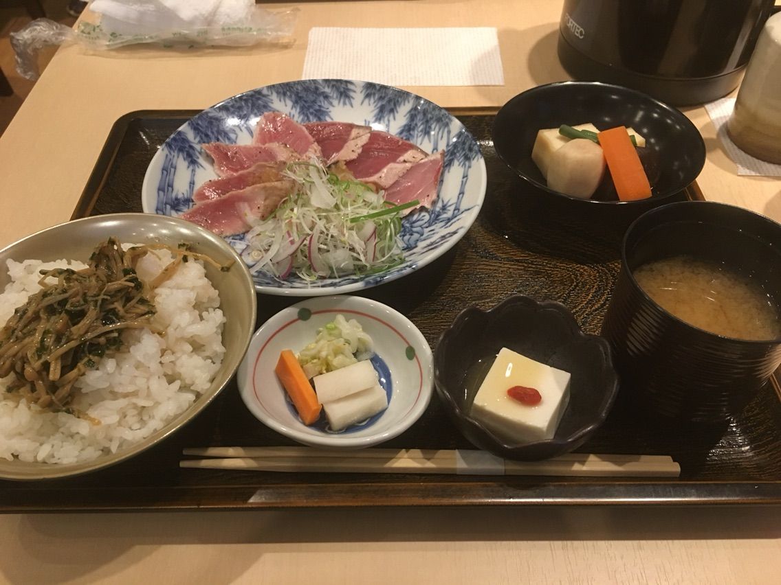 内神田 うてな 神田を喰らう 神田 大手町ランチ記録 内神田 うてな 神田を喰らう 神田 大手町ランチ記録