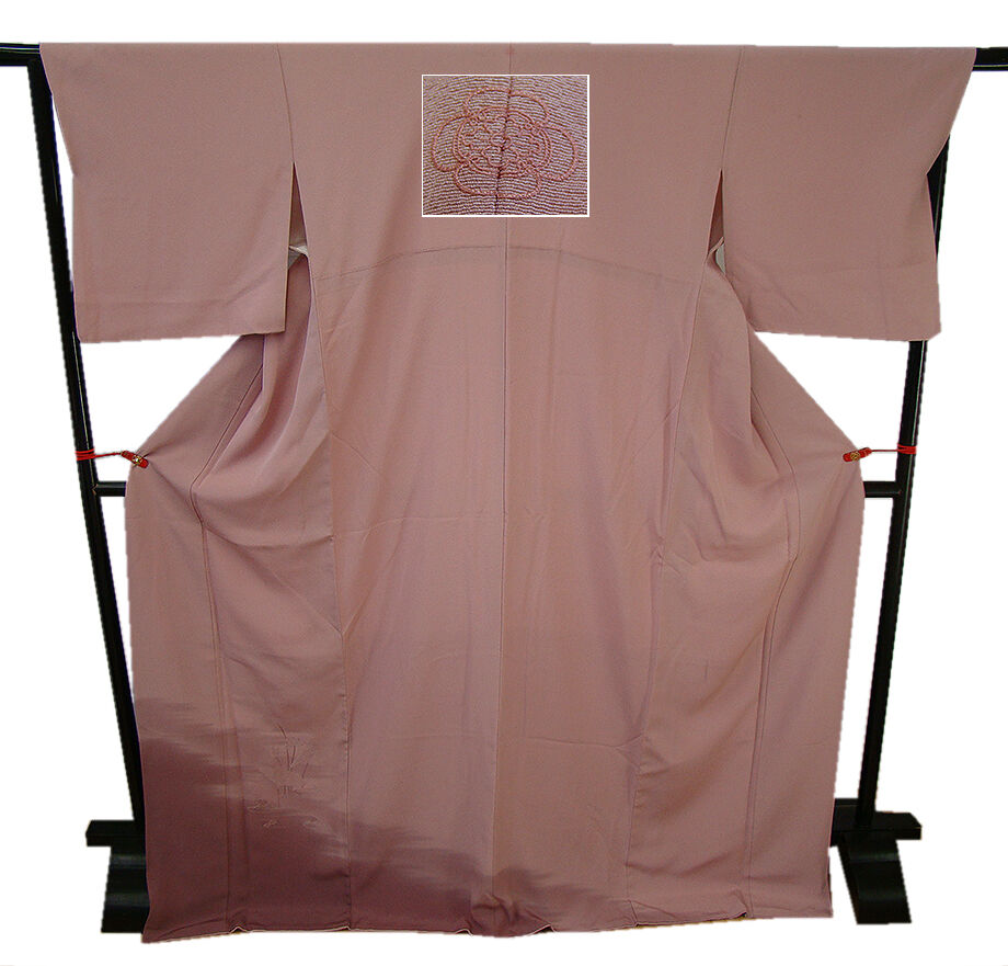 時代屋 裄73.1ｃｍ 佛 法事用 縮緬地 無地 附下げ 正絹 仕立上り 袷 共八掛 陰木瓜 165ｃｍ～172ｃｍ HH741