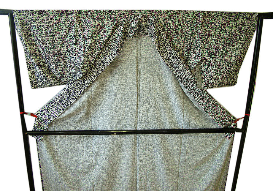 時代屋 裄70.1ｃｍ ロング寸 夏物 お茶事 駒絽 ３本絽 黒地 小紋 正絹 仕立上り 162cm～170ｃｍ KK646