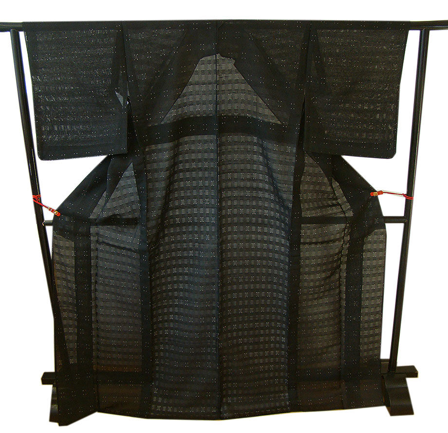 時代屋 裄66.3ｃｍ 新品 夏物 小粋 黒地 紗 小紋 正絹 未使用 仕付糸付 居敷当て付 154ｃｍ～160ｃｍ KK580