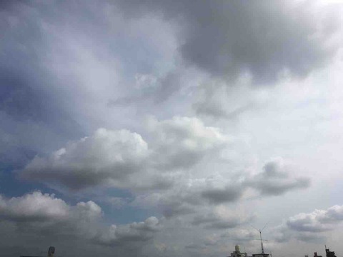 今日の空模様