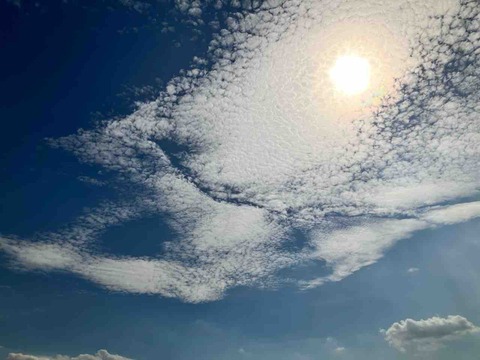 今日の空