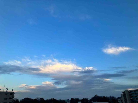今日の空