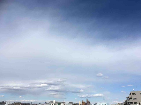 今日の空