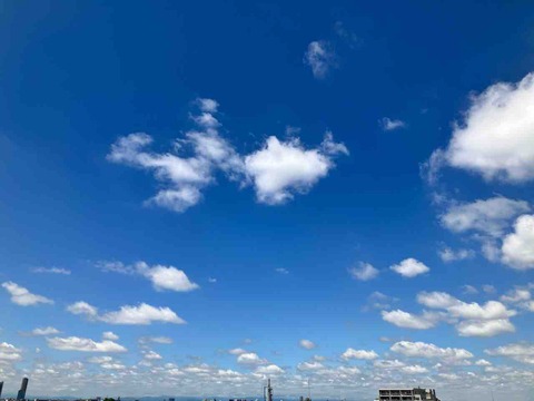 今日の空