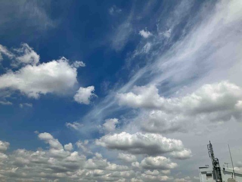 今日の空