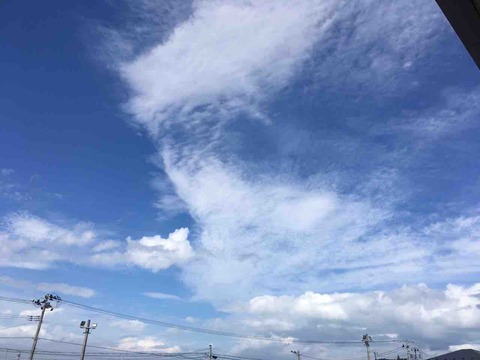 今日の空