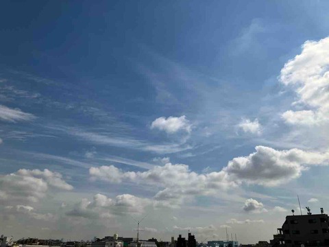 今日の空