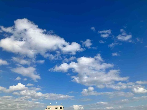 今日の空