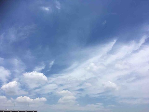今日の空模様