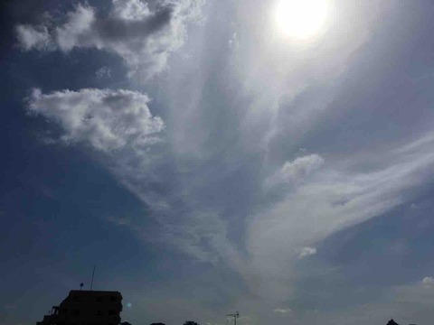 今日の空