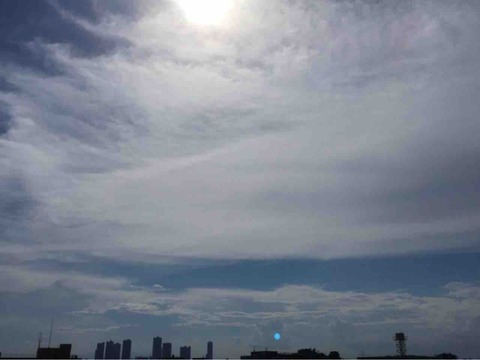 今日の空
