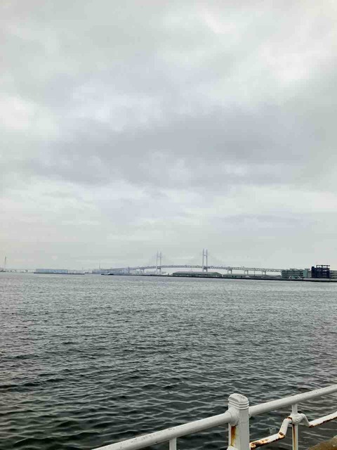 今日の海と空