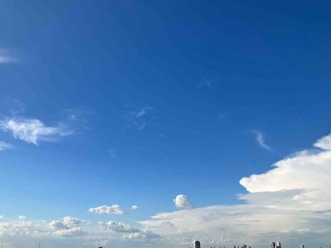 今日の空
