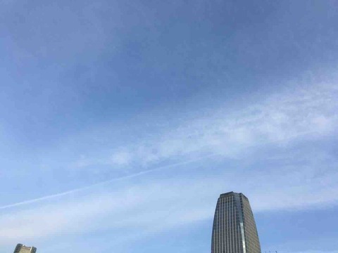 今日の空