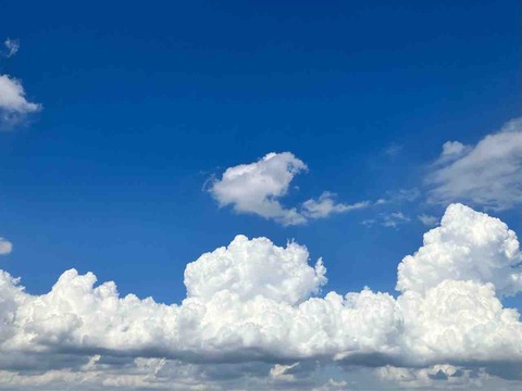 今日の空