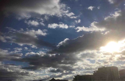 今日の空模様
