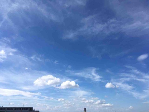 今日の空