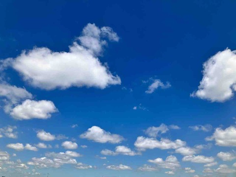 今日の空