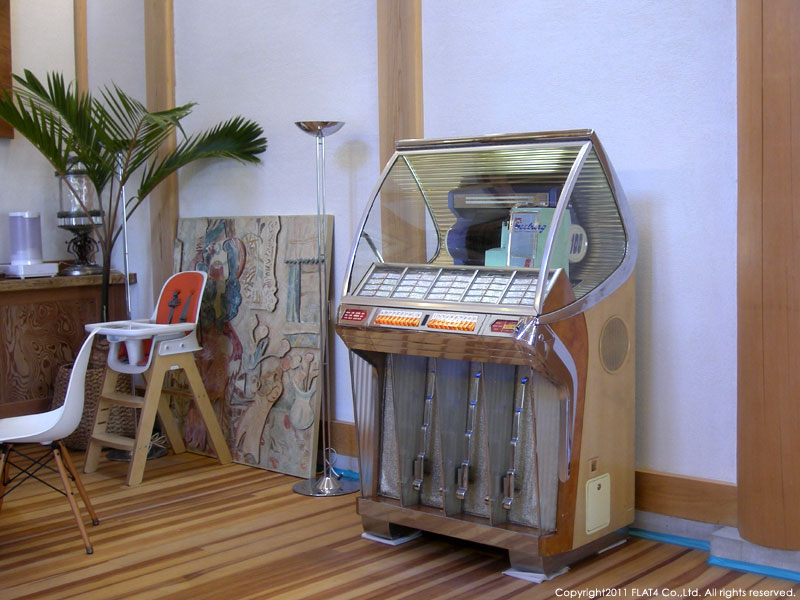 三浦のリゾート陶芸教室 風工房 様へジュークボックスを納品して来ました Today S Flat4