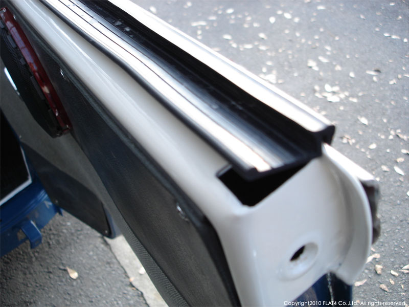 □TYPE-2サイドドアウィンドー周りのリフレッシュ : Today's FLAT4