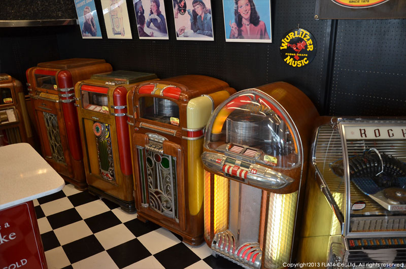 □遂にVINTAGEジュークボックスショールームが完成致しました □遂にVINTAGEジュークボックスショールームが完成致しました
