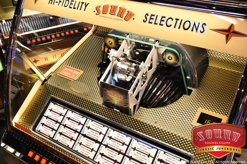 □最新ジュークボックスがFLAT4 VINTAGE JUKEBOXショールームに