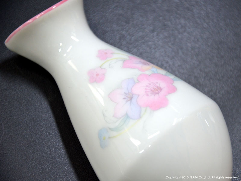 □インテリアを華やかに！ : Today's FLAT4