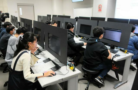 CBT デジタルテスト
