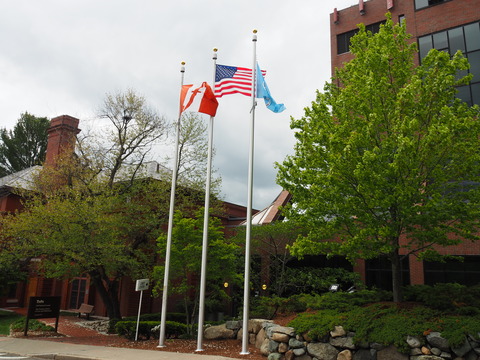 P5211893