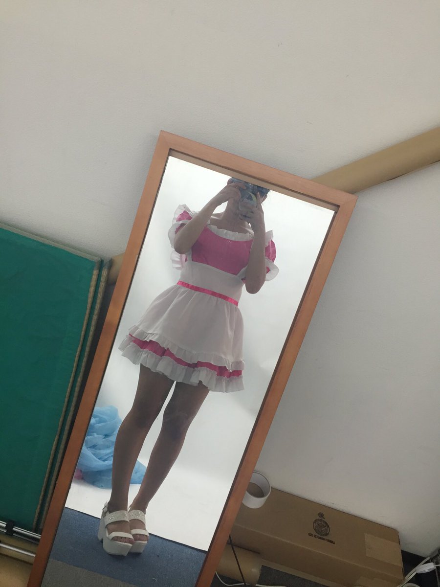 フローネカフェタイムオープンします 本日はろいがご主人様 フローネ メイドカフェ 公式ブログ