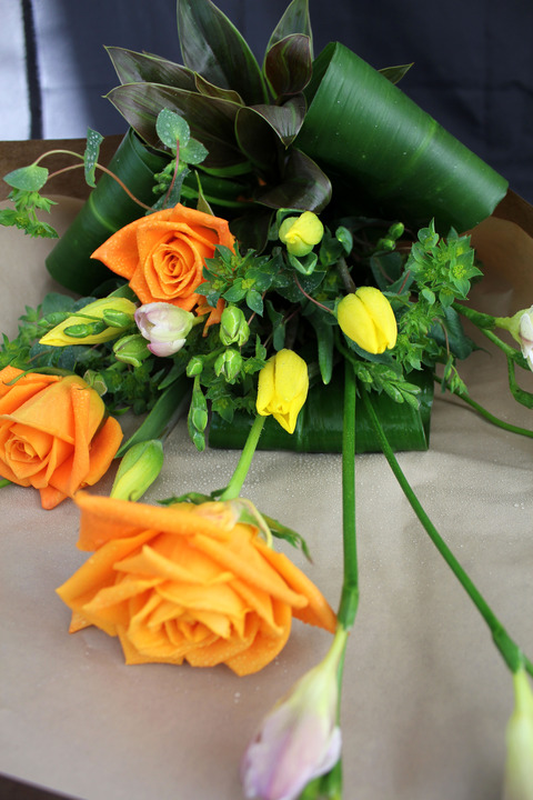オレンジ黄色花束④