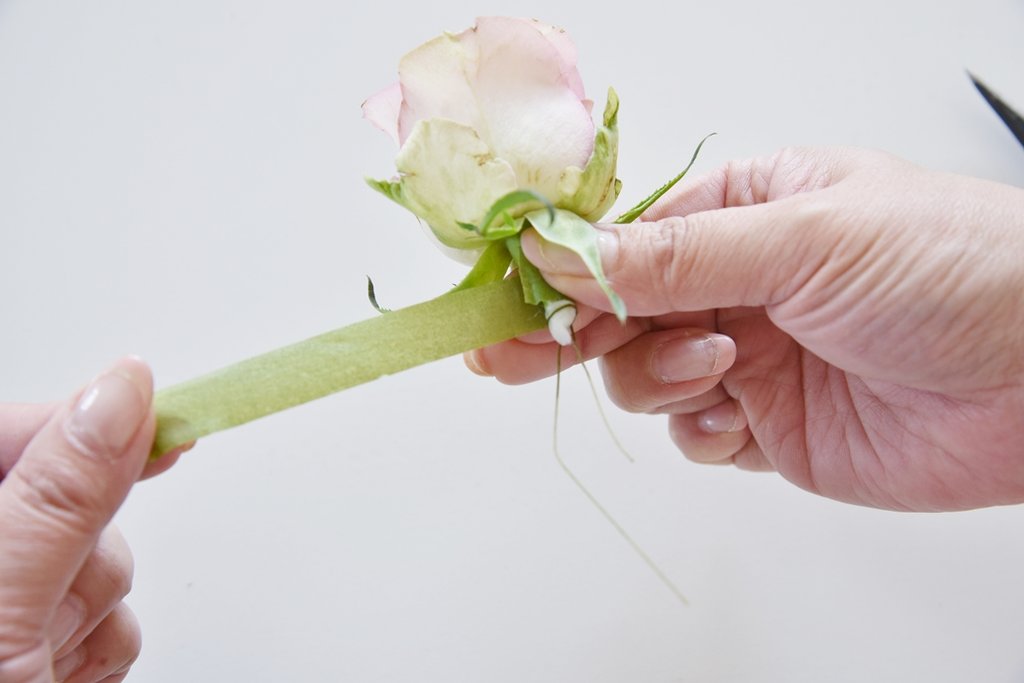 卒業式 入学式 自分でつくる生花のコサージュの作り方 花と写真の教室 アトリエフラワーズトーク 卒業式 入学式 自分でつくる生花のコサージュの作り方 花と写真の教室 アトリエフラワーズトーク