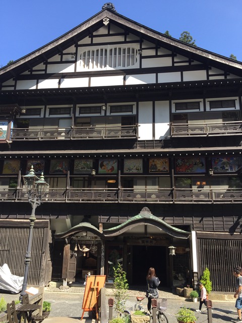 5FDEAA22-61F0-428A-BBC2-5DA34B95C35C