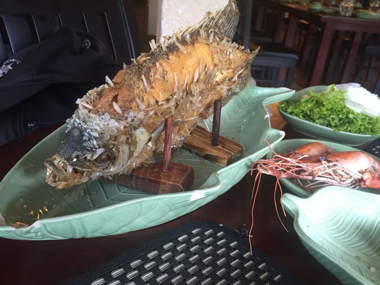 ベトナム ホーチミン 今日のお昼はmekong Rest Stop メコン川のエレファントフィッシュで 優雅に空を飛びたい お得な旅でダイヤ会員へ