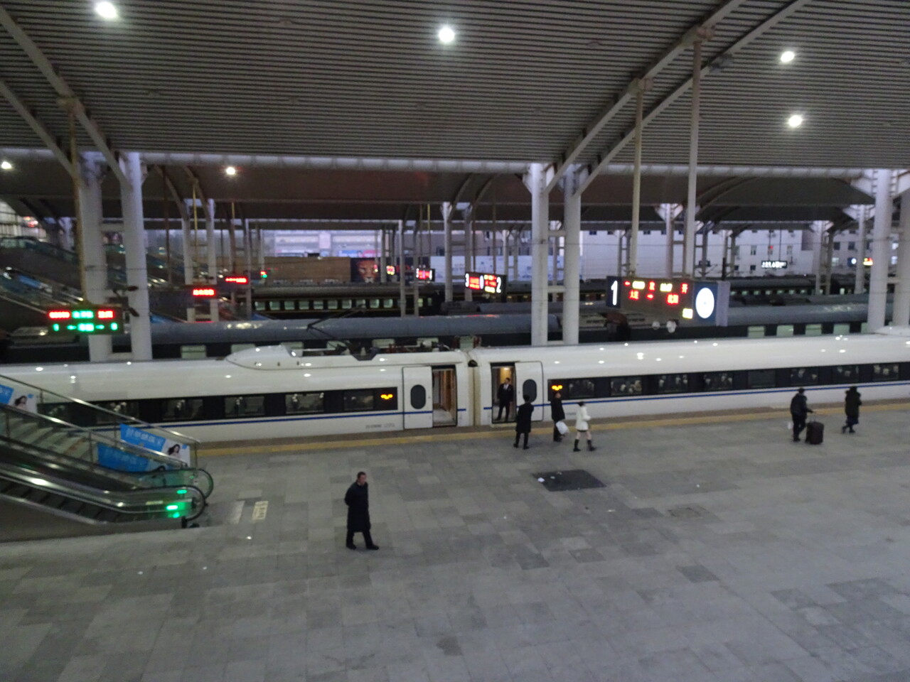 19 14 04 大連駅と大連市電 Fly Fly High