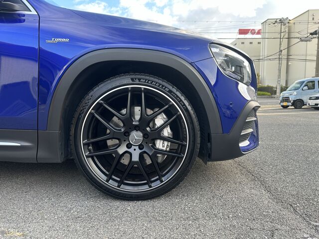 GLB35純正19インチ ホイール，タイヤ4本セット メルセデスAMG GLB35 純正 タイヤホイール 4本セット AMG 19インチ