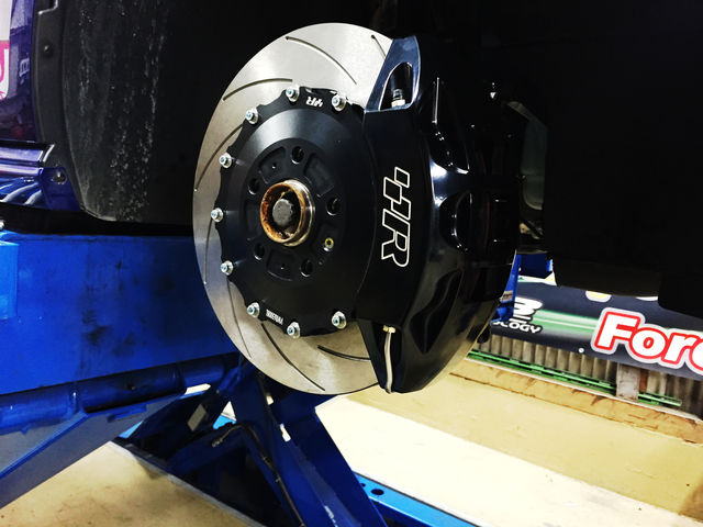 ゴルフ7 Variant R×VWR ブレーキキャリパーキット : FOBLOG（fob