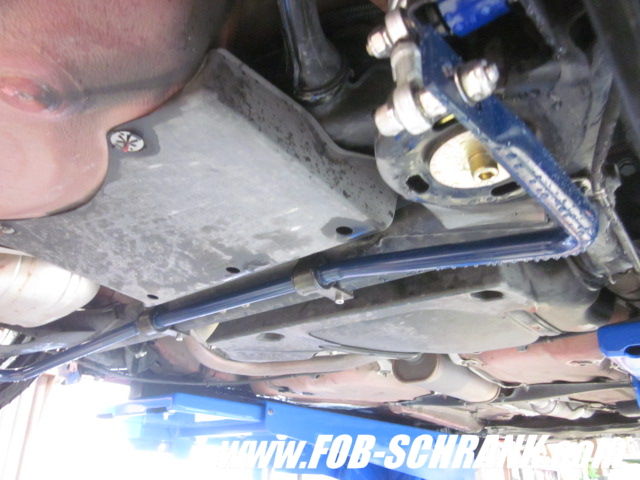 ニュービートル 作業日記 (arc車高調,中空スタビ,パネル塗装,カーボン