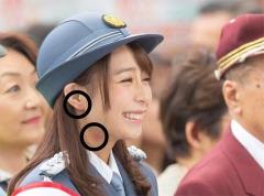 宇垣美里アナ 1日署長に就任もキスマークだらけ