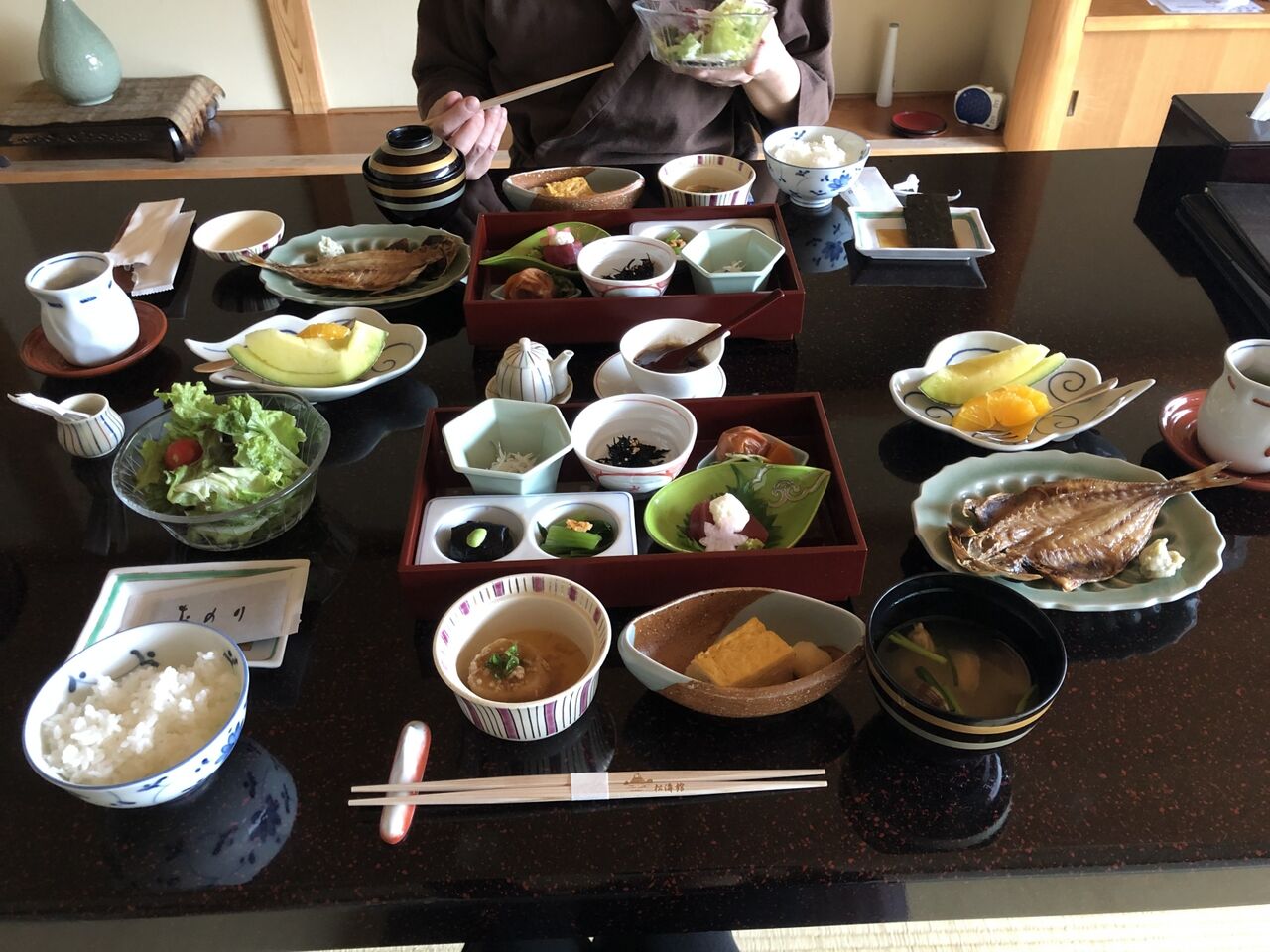 11 24 Tue 松濤館 でアジの開きとわさび漬け みかん酢 高円寺 江戸丸 の春菊天そば Foodiary