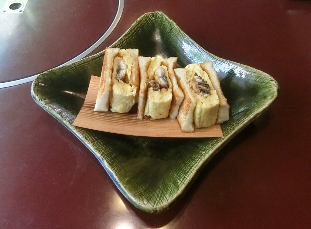 他にない鰻と玉子焼きのサンド 大塚 ぶらり ふらり西やら東やら 美味しいもの探し2nd 他にない鰻と玉子焼きのサンド 大塚 ぶらり ふらり西やら東やら 美味しいもの探し2nd