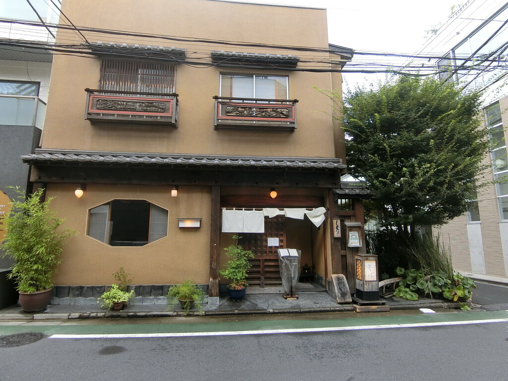 表参道にある古民家をリノベした蕎麦屋 表参道 ぶらり ふらり西やら東やら 美味しいもの探し2nd